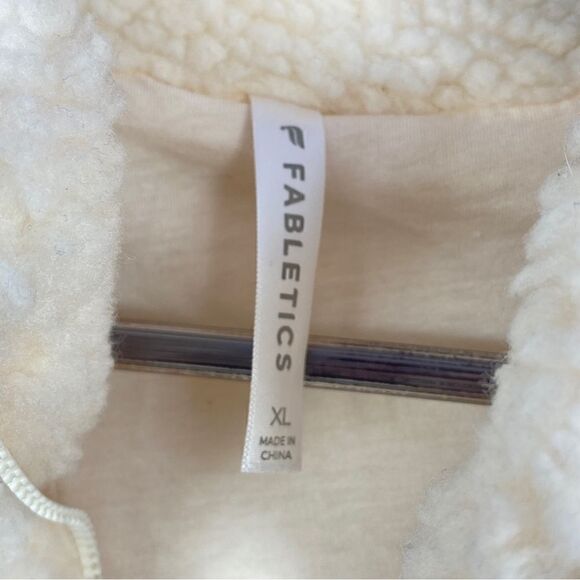 Fabletics Nelly Mixed Media Teddy Pullover Jacket Cream XL Half Zip - Picture 12 of 15